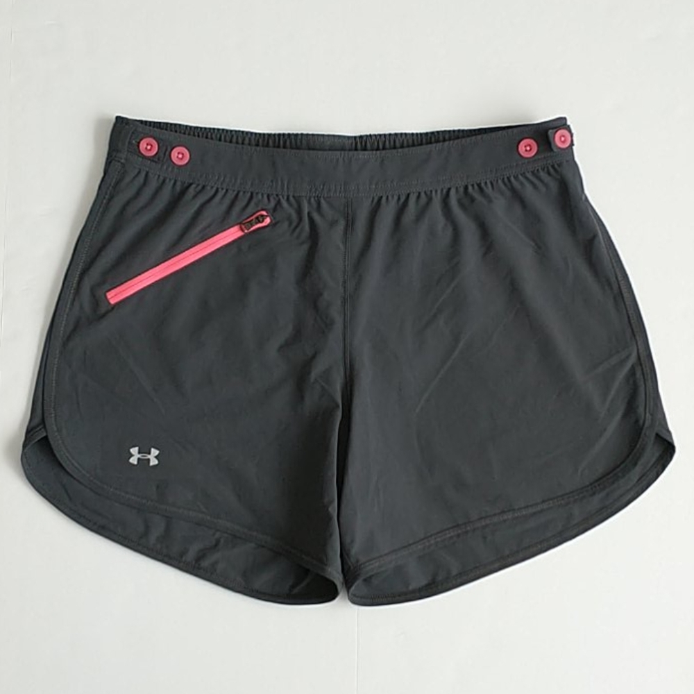 Under Armour Athletic Exercise Shorts Size SM/P